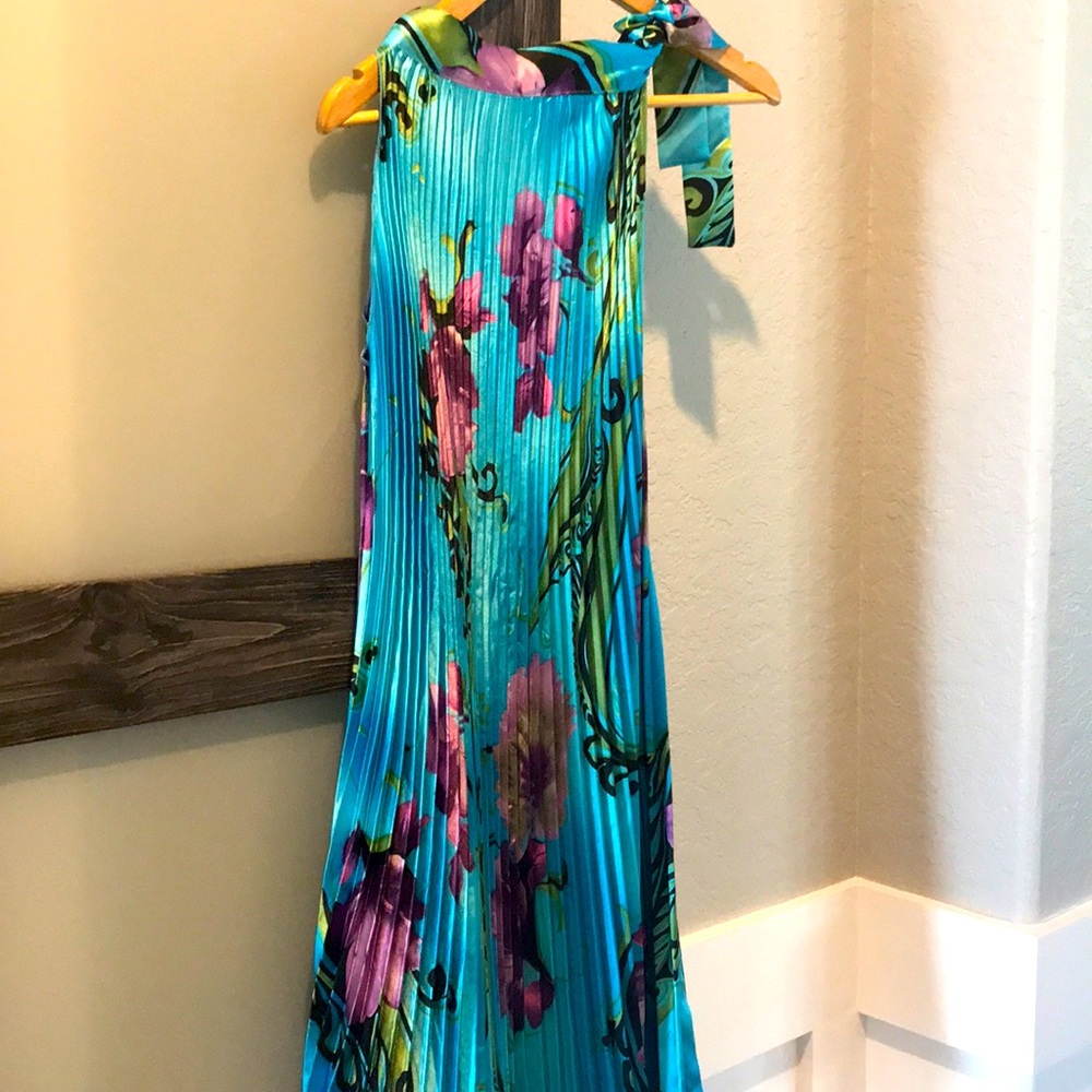 Magic small dress